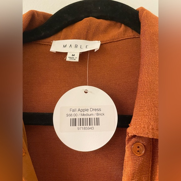 NWT Cut out midi dress - Picture 3 of 4